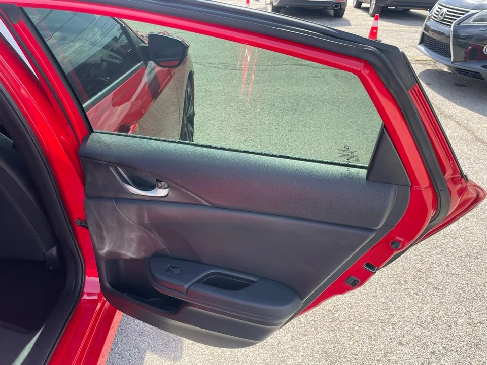 2019 Honda Civic 10th Gen - Image 19 of 26