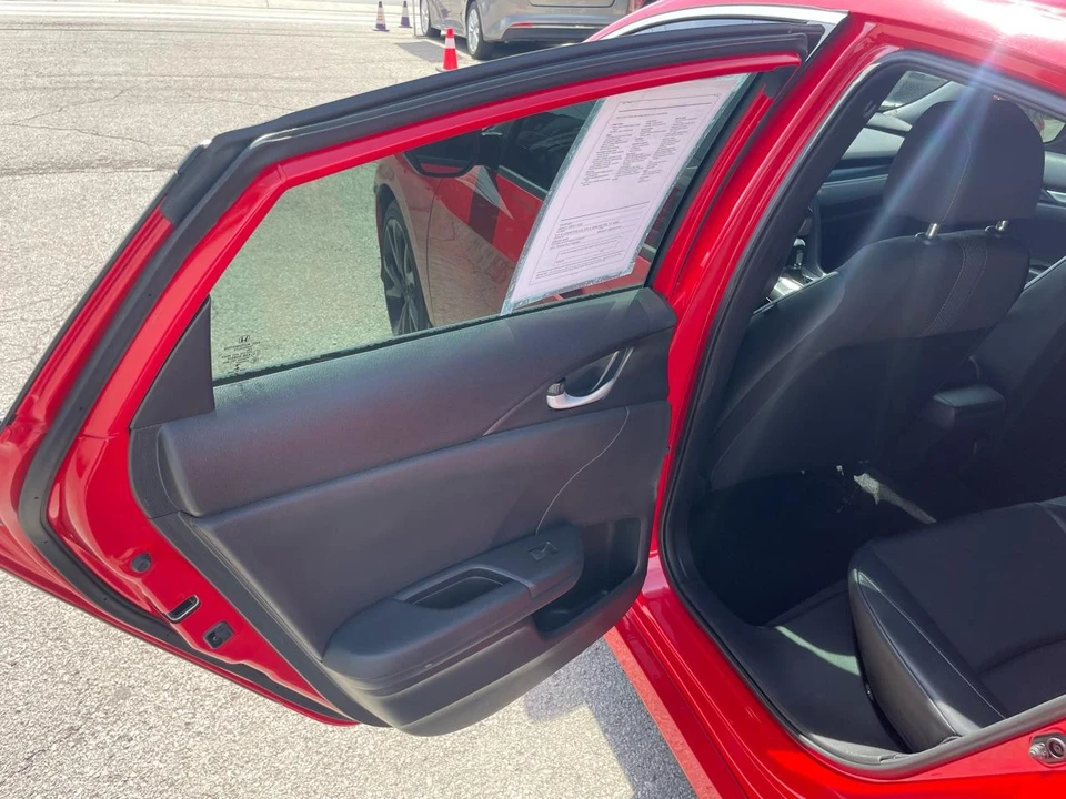 2019 Honda Civic 10th Gen - Image 14 of 26