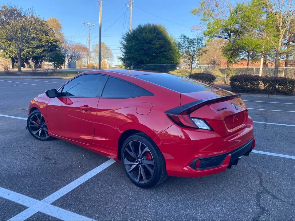 2019 Honda Civic 10th Gen - Image 7 of 15