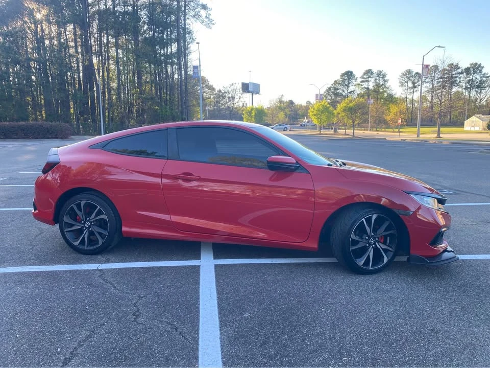 2019 Honda Civic 10th Gen - Image 4 of 15
