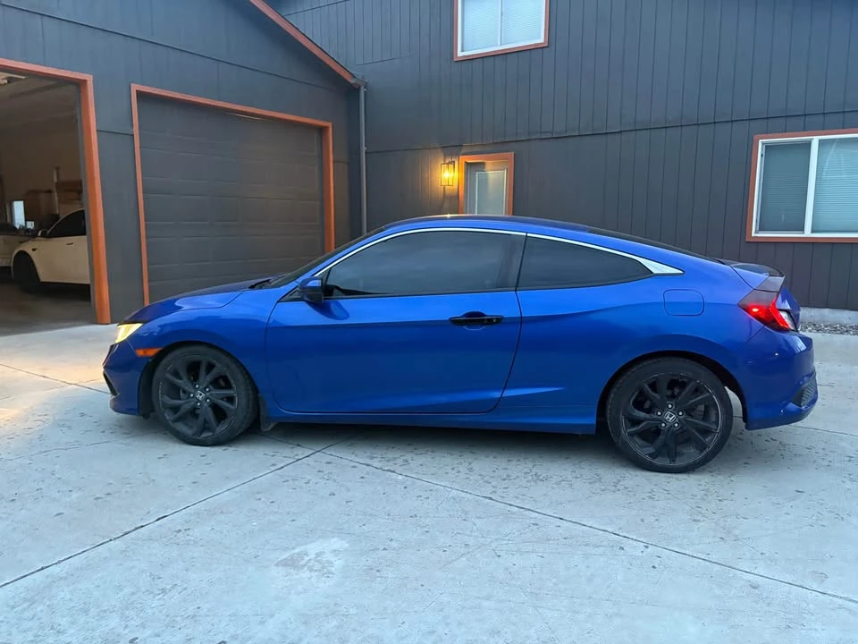 2019 Honda Civic 10th Gen - Image 3 of 10