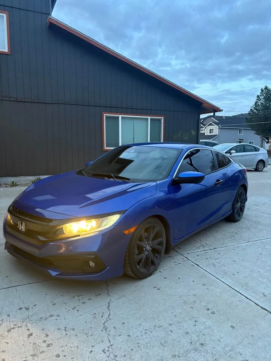 2019 Honda Civic 10th Gen - Image 2 of 10