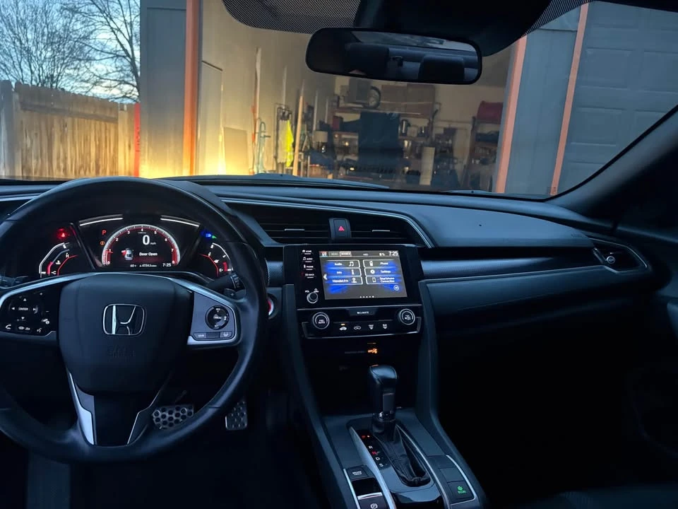 2019 Honda Civic 10th Gen - Image 10 of 10