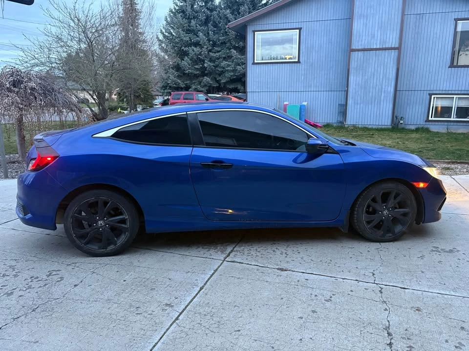 2019 Honda Civic 10th Gen - Image 5 of 10