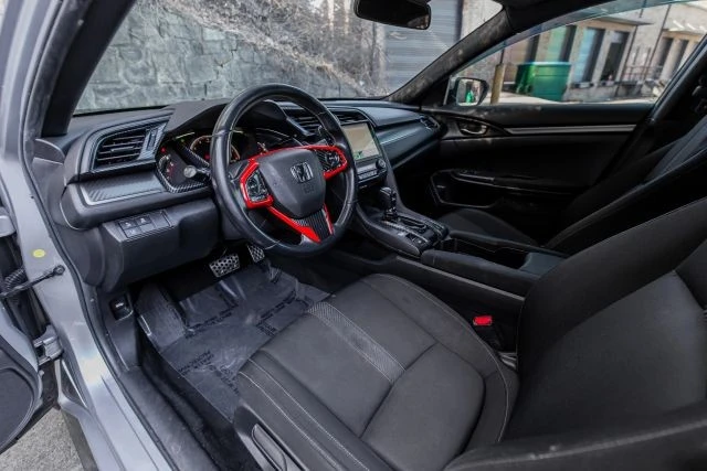2019 Honda Civic 10th Gen - Image 16 of 21