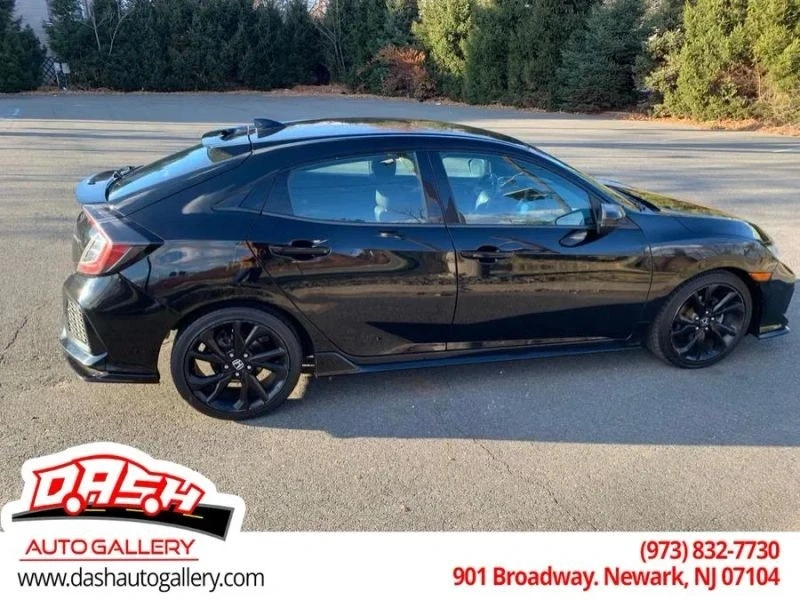 2019 Honda Civic 10th Gen - Image 6 of 12