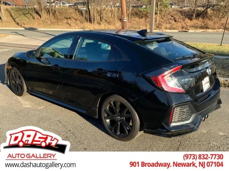 2019 Honda Civic 10th Gen - Image 8 of 12