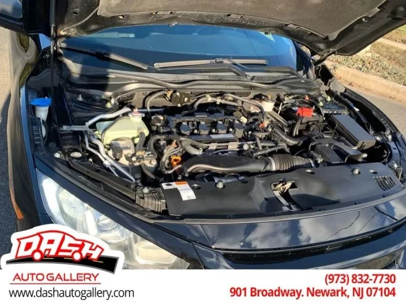 2019 Honda Civic 10th Gen - Image 9 of 12