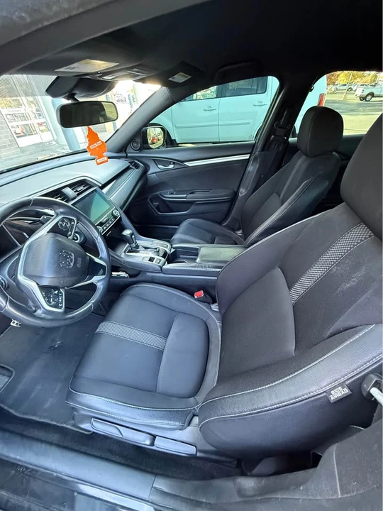 2019 Honda Civic 10th Gen - Image 3 of 4