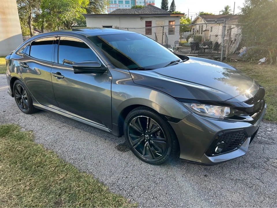 2019 Honda Civic 10th Gen - Image 6 of 19