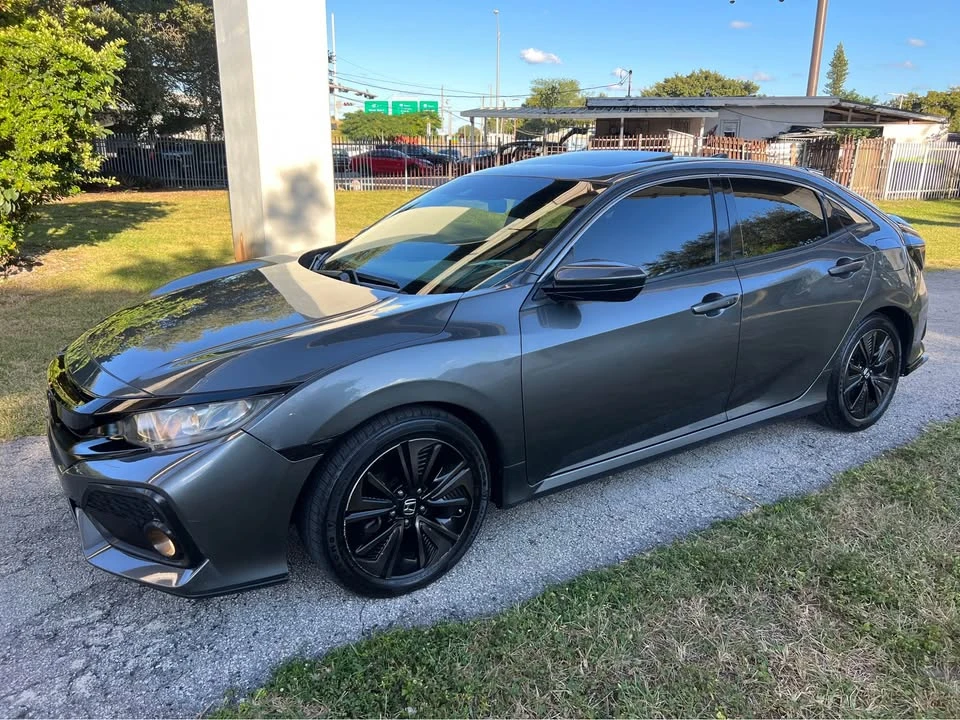 2019 Honda Civic 10th Gen - Image 3 of 19