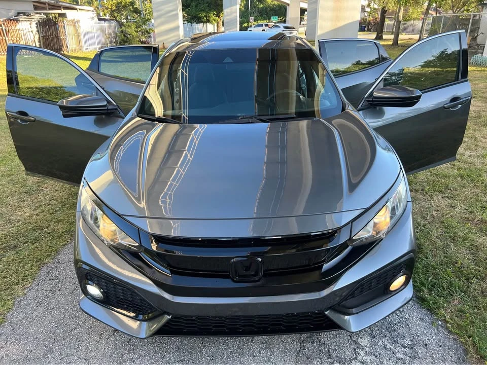 2019 Honda Civic 10th Gen - Image 15 of 19