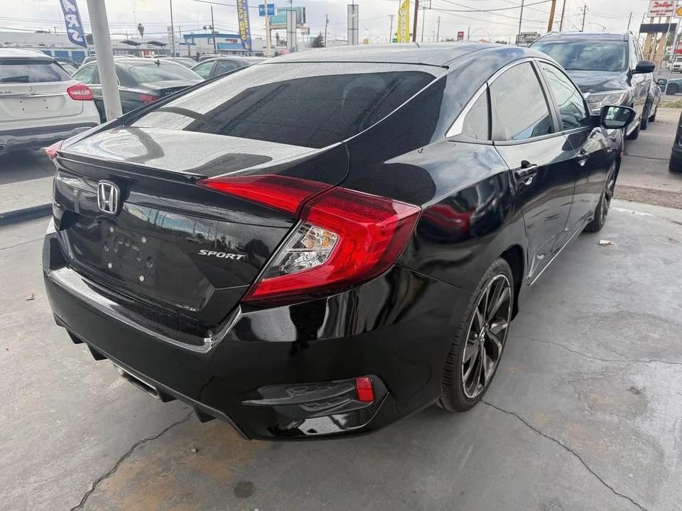 2019 Honda Civic 10th Gen - Image 6 of 15