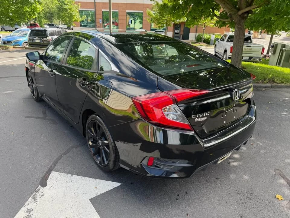 2019 Honda Civic 10th Gen - Image 4 of 18