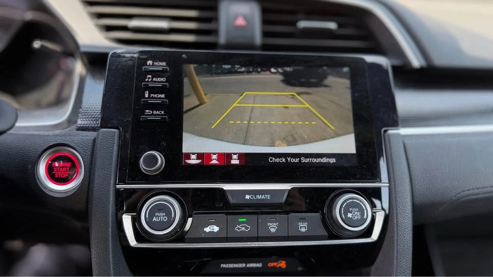 2019 Honda Civic 10th Gen - Image 11 of 12