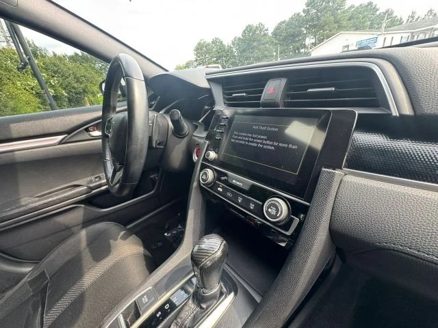 2019 Honda Civic 10th Gen - Image 17 of 26