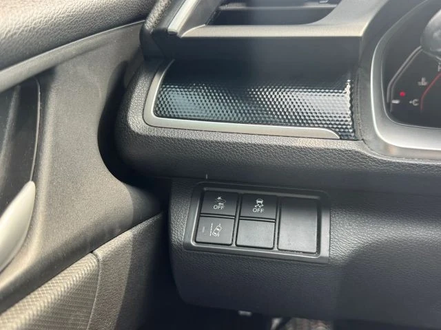 2019 Honda Civic 10th Gen - Image 21 of 26