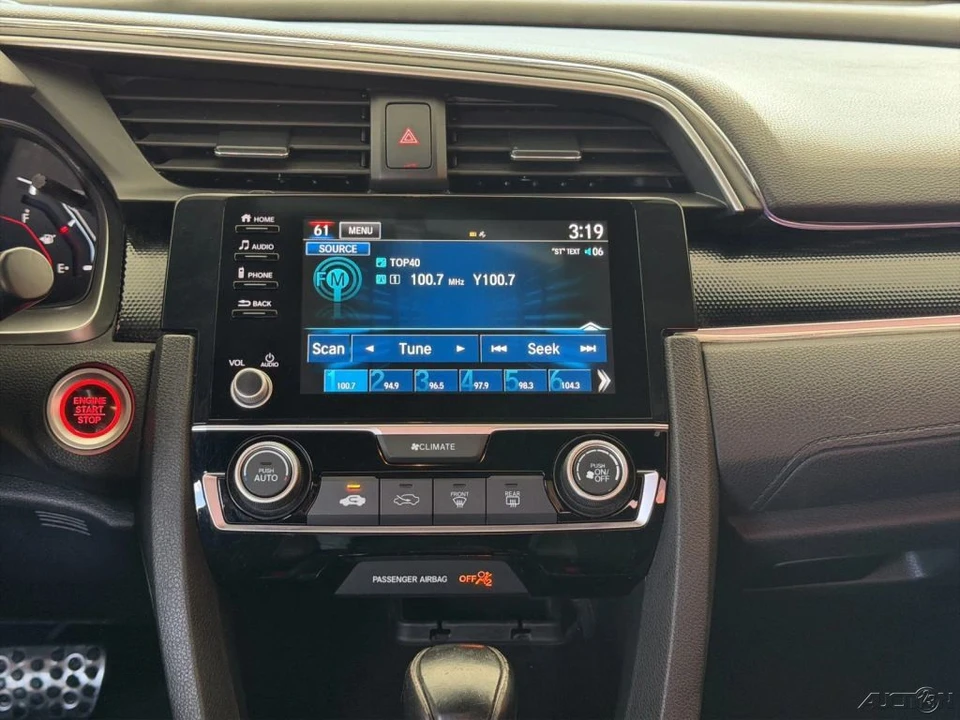 2019 Honda Civic 10th Gen - Image 17 of 24