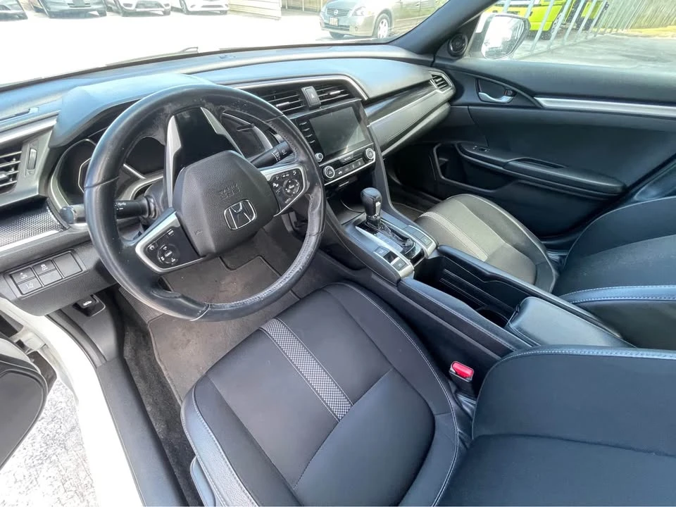 2019 Honda Civic 10th Gen - Image 3 of 9