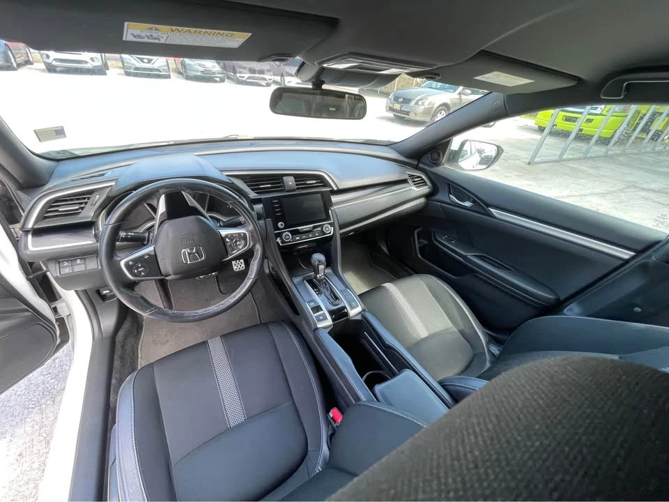 2019 Honda Civic 10th Gen - Image 8 of 9