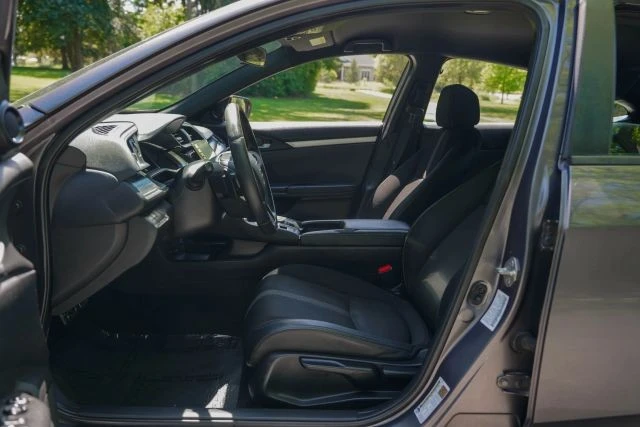 2019 Honda Civic 10th Gen - Image 11 of 28