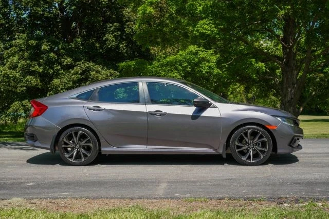 2019 Honda Civic 10th Gen - Image 4 of 28