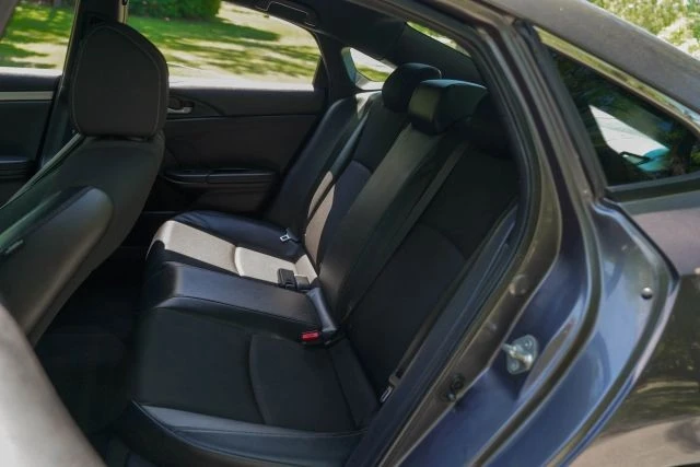 2019 Honda Civic 10th Gen - Image 25 of 28