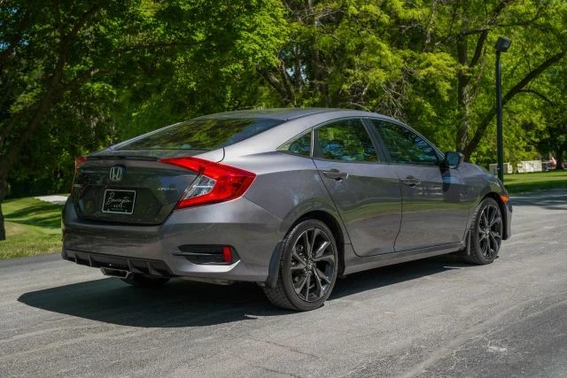 2019 Honda Civic 10th Gen - Image 5 of 28