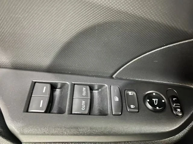 2019 Honda Civic 10th Gen - Image 11 of 21