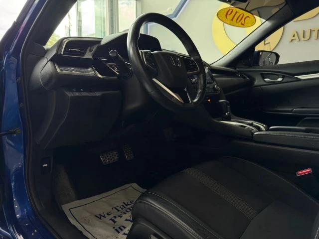 2019 Honda Civic 10th Gen - Image 13 of 31