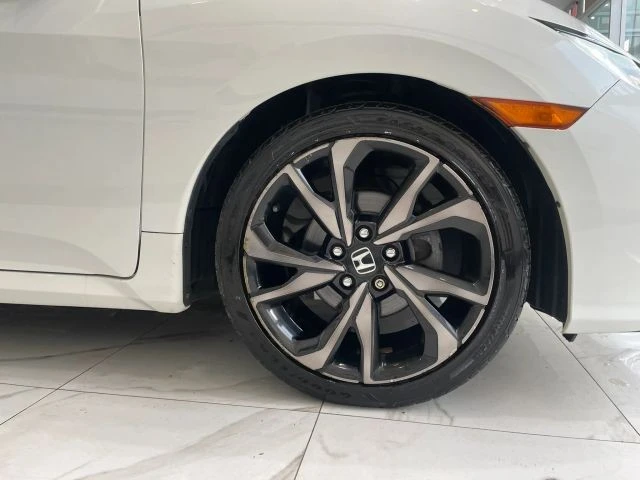 2019 Honda Civic 10th Gen - Image 29 of 31