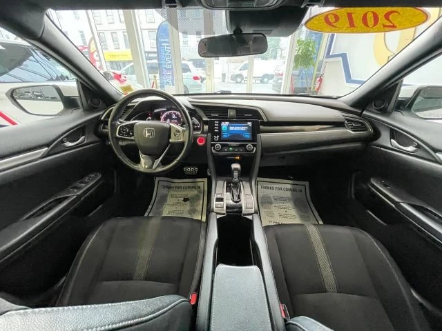2019 Honda Civic 10th Gen - Image 20 of 31