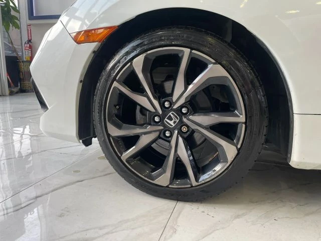 2019 Honda Civic 10th Gen - Image 30 of 31
