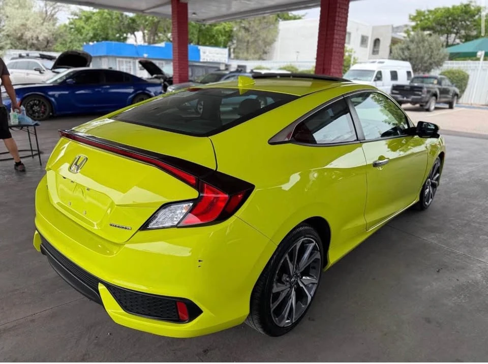 2019 Honda Civic 10th Gen - Image 6 of 18