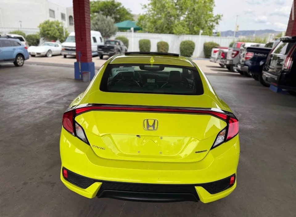 2019 Honda Civic 10th Gen - Image 5 of 18