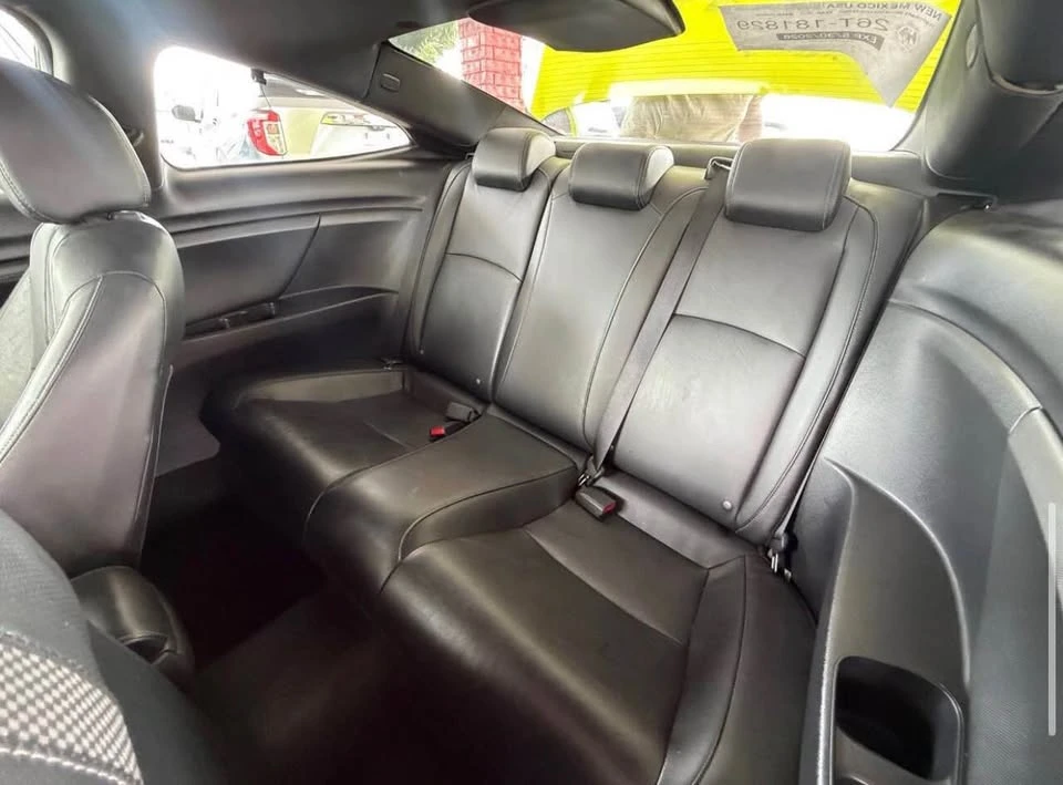 2019 Honda Civic 10th Gen - Image 12 of 18