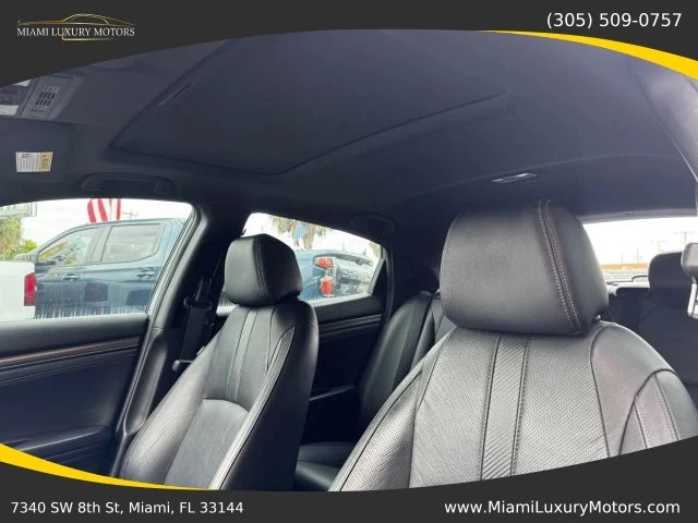 2019 Honda Civic 10th Gen - Image 15 of 21