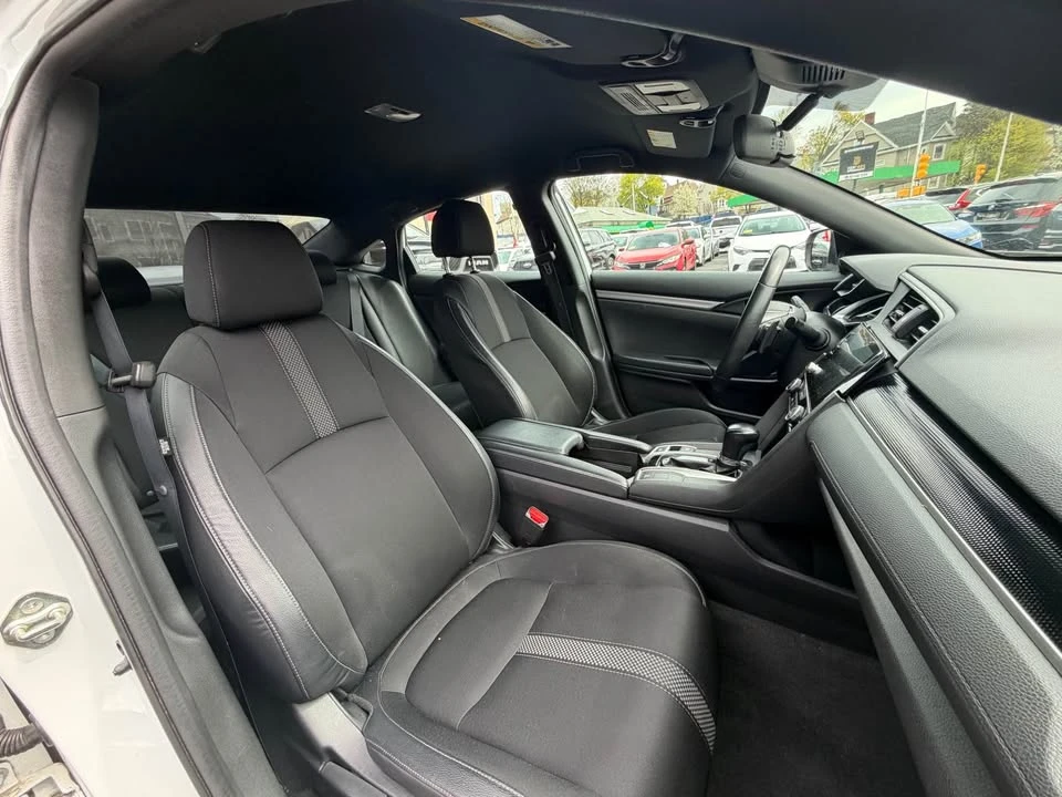 2019 Honda Civic 10th Gen - Image 11 of 20