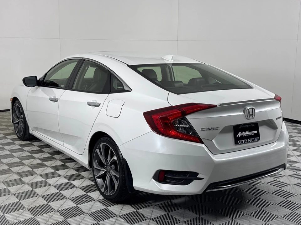 2019 Honda Civic 10th Gen - Image 7 of 12