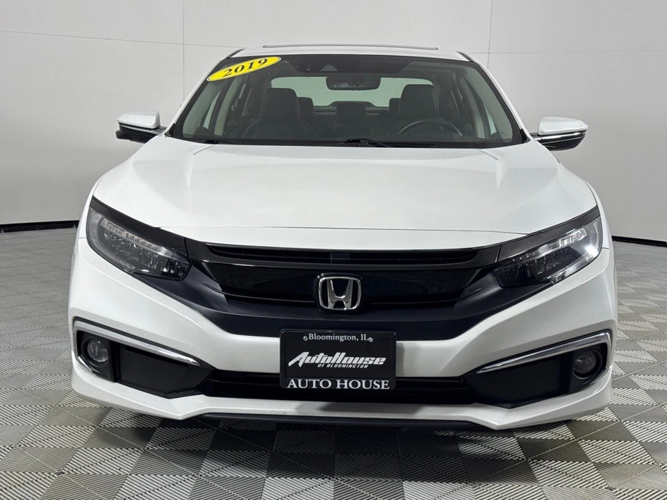 2019 Honda Civic 10th Gen - Image 11 of 12
