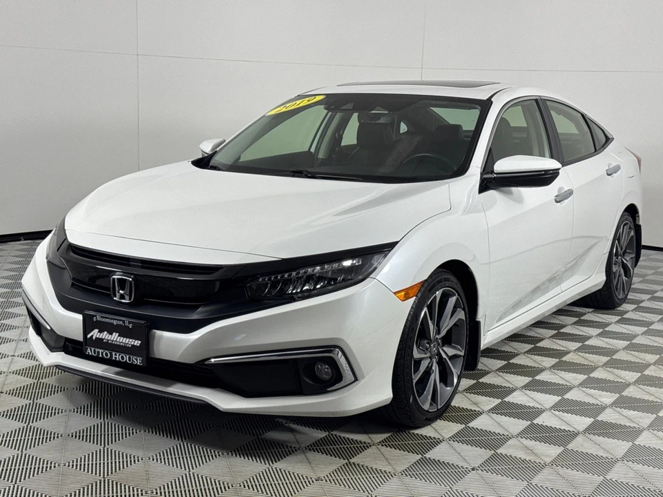 2019 Honda Civic 10th Gen - Image 10 of 12