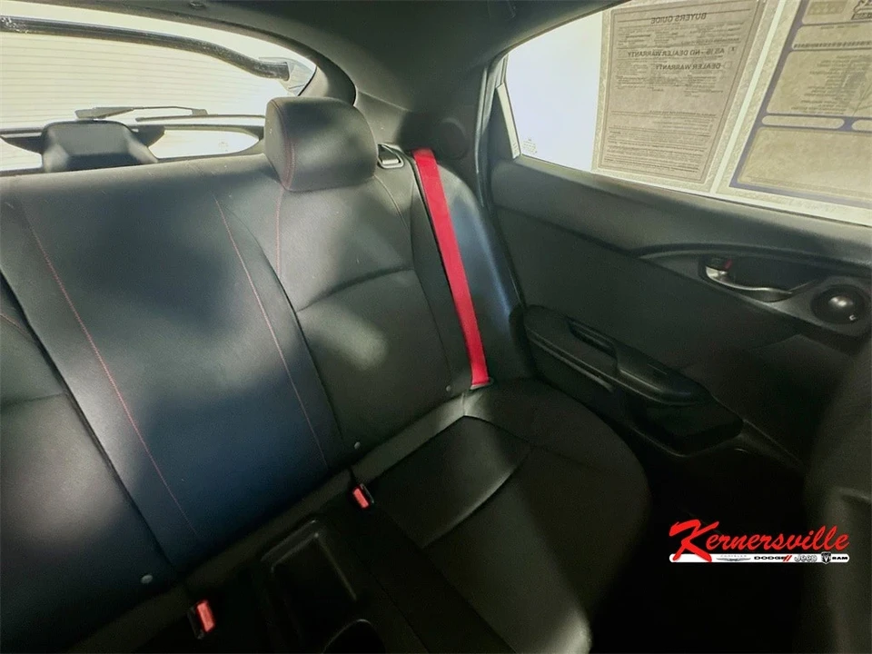 2019 Honda Civic 10th Gen - Image 14 of 21