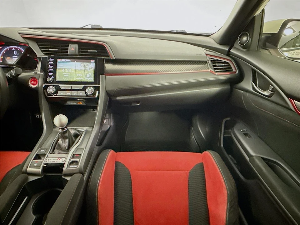 2019 Honda Civic 10th Gen - Image 19 of 21