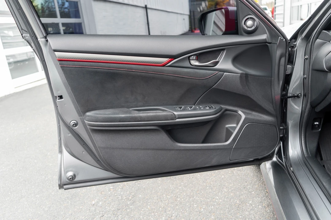2019 Honda Civic 10th Gen - Image 9 of 31