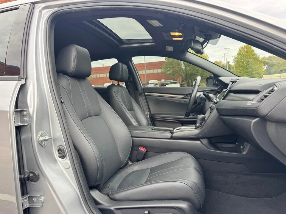2019 Honda Civic 10th Gen - Image 7 of 9