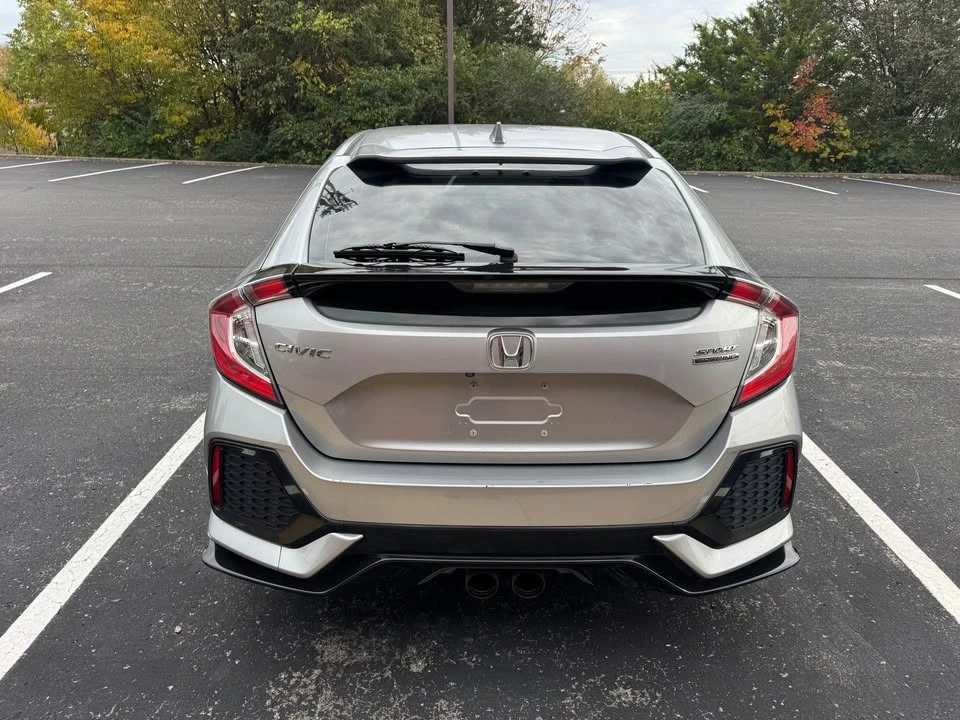 2019 Honda Civic 10th Gen - Image 5 of 9