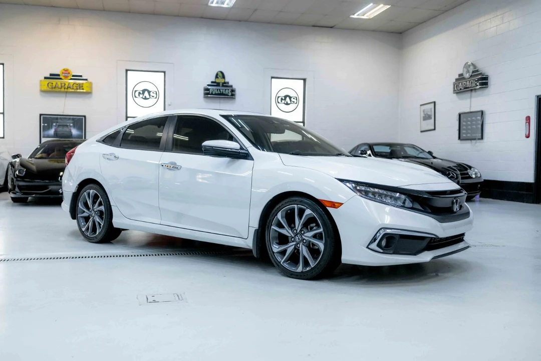 2019 Honda Civic 10th Gen - Image 5 of 12