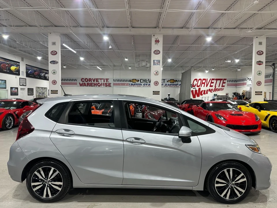 2019 Honda Fit - Image 5 of 10