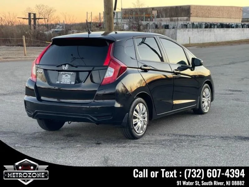 2019 Honda Fit - Image 9 of 12