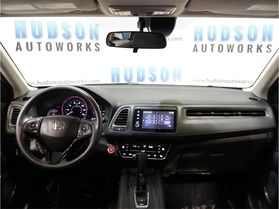 2019 Honda HR-V 2nd Gen - Image 25 of 31